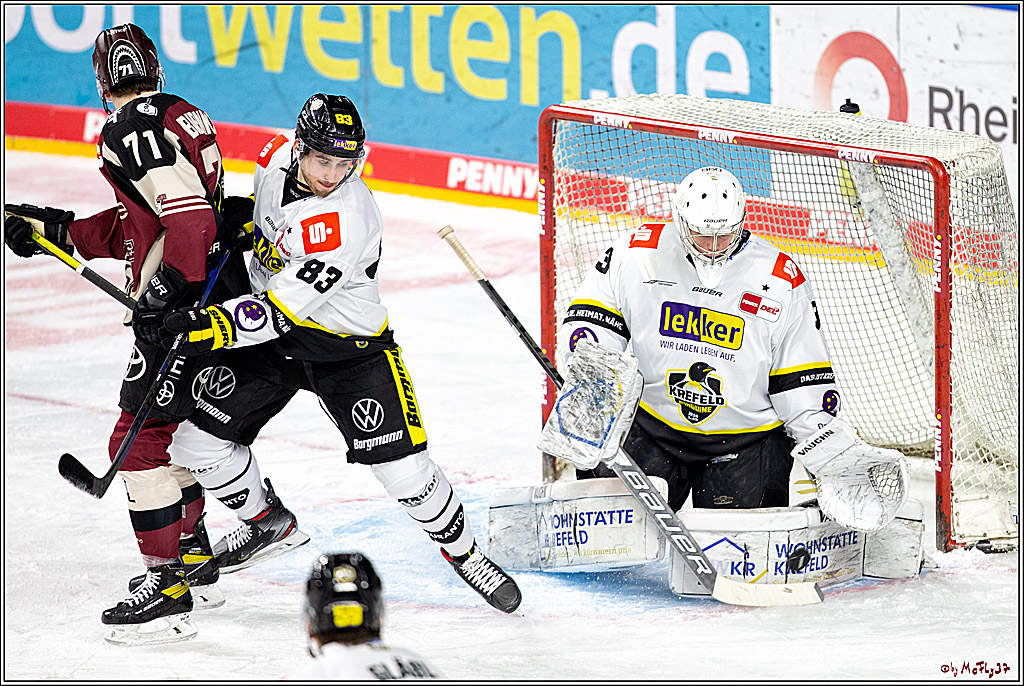 PENNY DEL;  Koelner Haie - Krefeld Pinguine; Koeln, 28.02.2021
